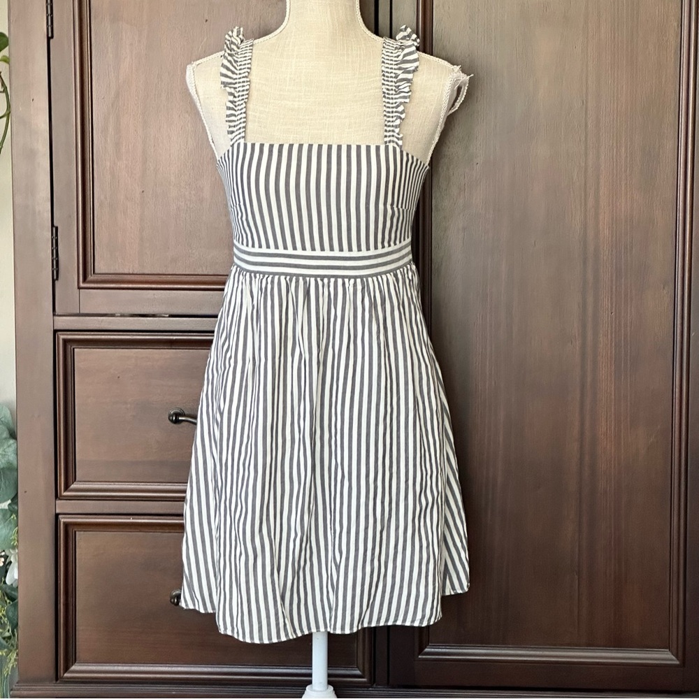Madewell Grey &White Striped Sleeveless Sundress